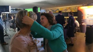 De workshop presenteren viel me net tegen. Ik zoek nieuwe inspiratie. Luisteren? Voorbij je vooronderstellingen luisteren, dat is pas lastig